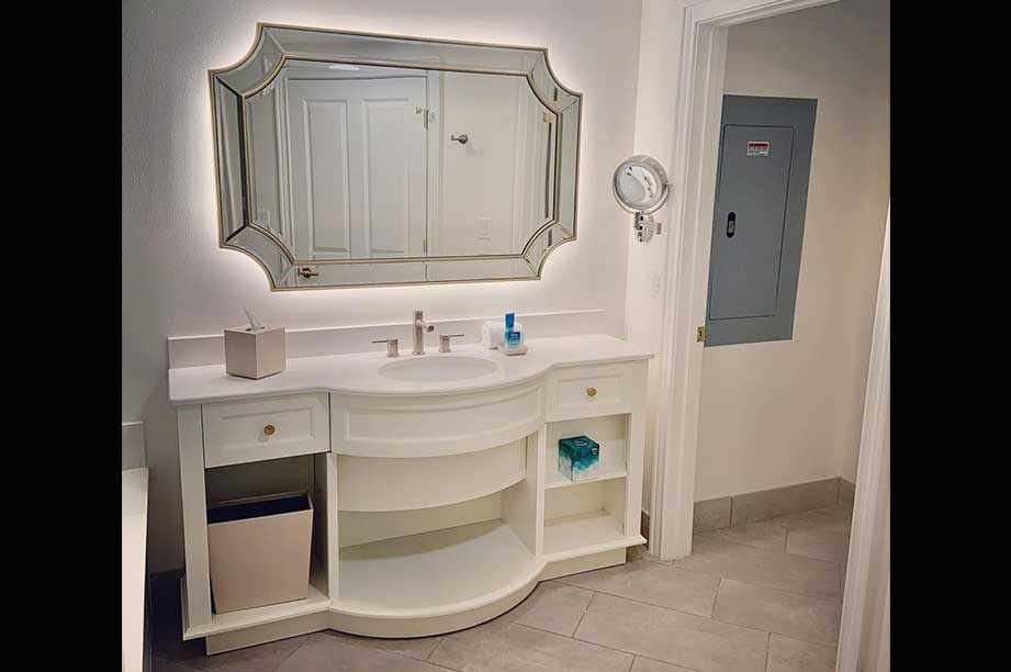 Saratoga Springs Bathroom 