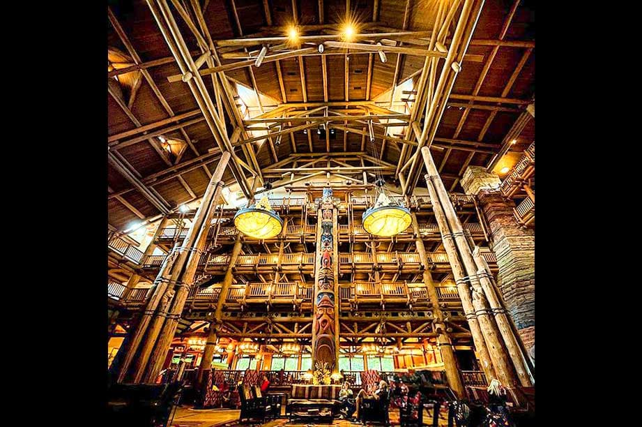 Copper Creek Lobby 2