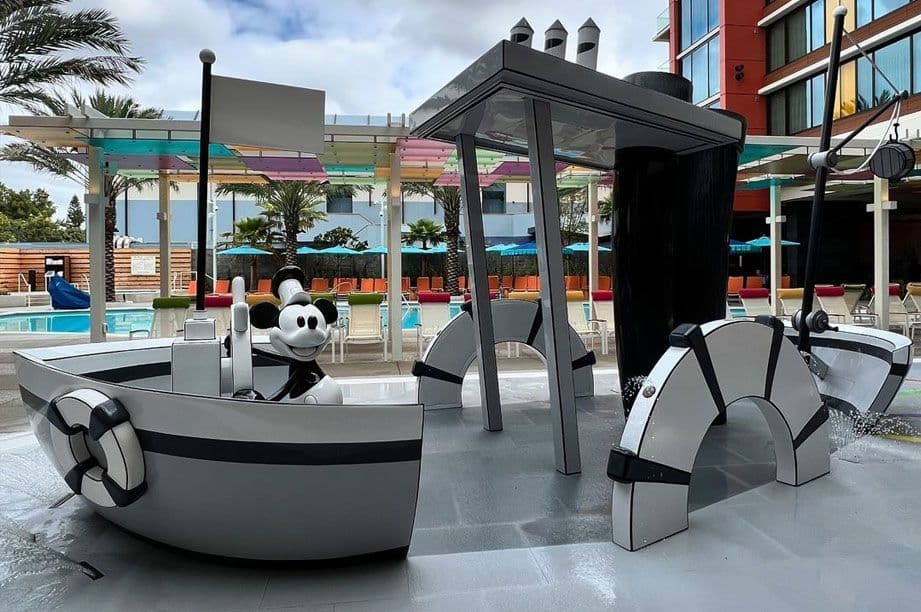 Steamboat Willie statue at the Villas at Disneyland Hotel pool